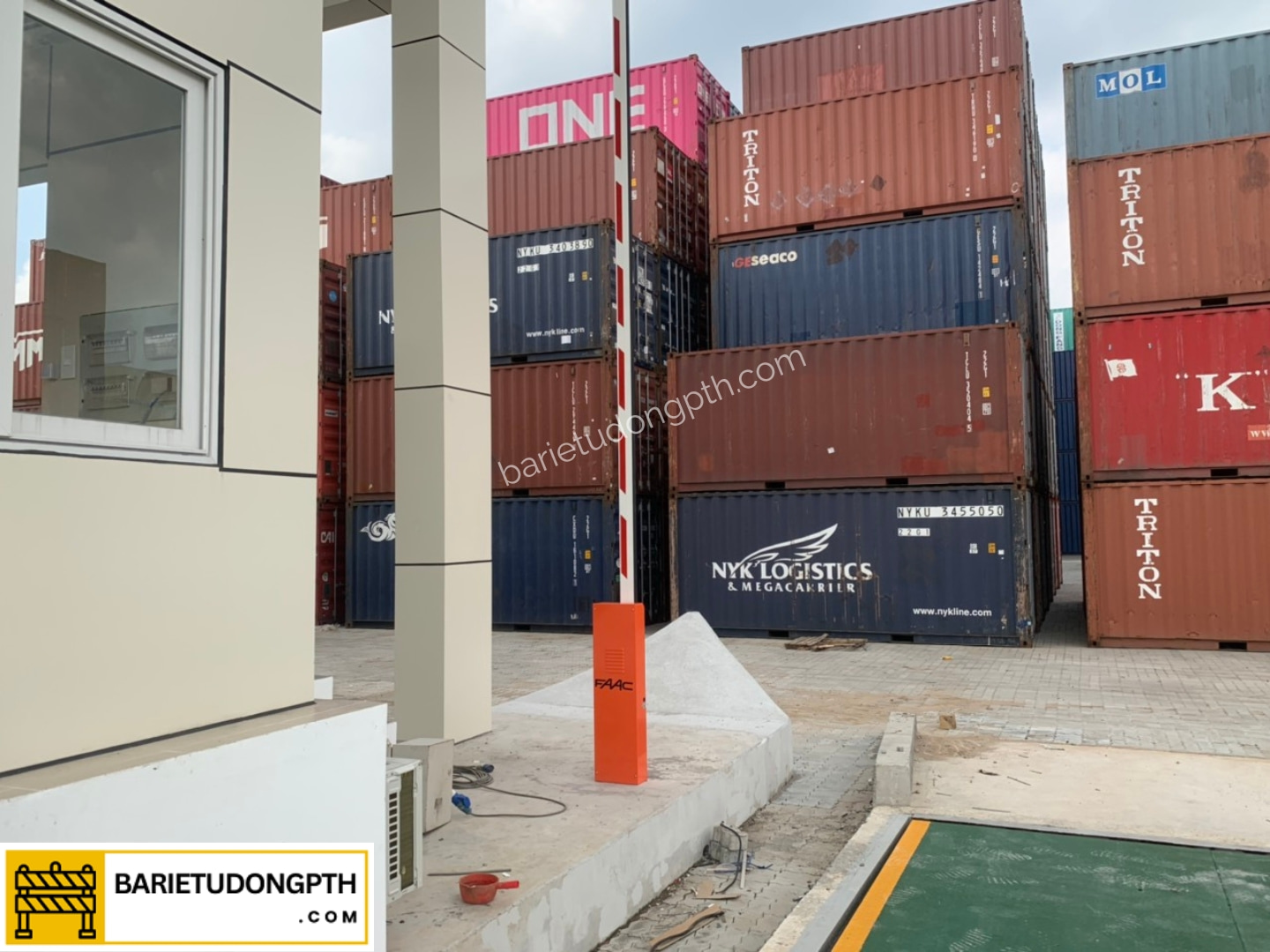 Barrier tự động Faac 615 (tay cần dài 5m) 6 barie faac