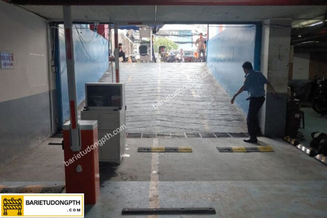 lắp hệ thống giữ xe thông minh tại TP.HCM
