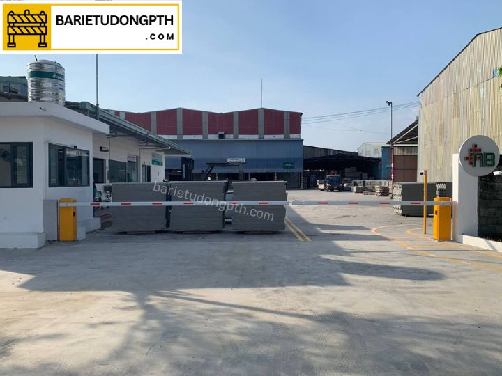 thi công lắp barie an ninh kcn
