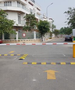 Hệ thống giữ xe ô tô thông minh
