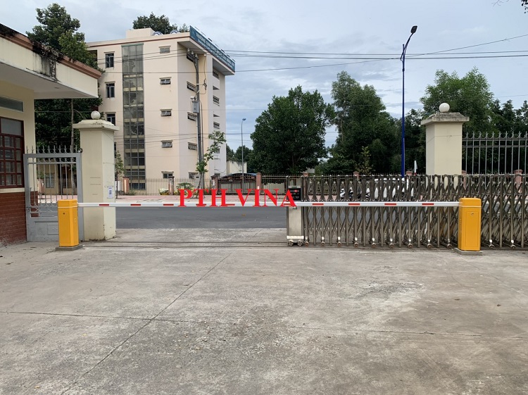 Barrier tự động tại Cam Ranh - Nha Trang