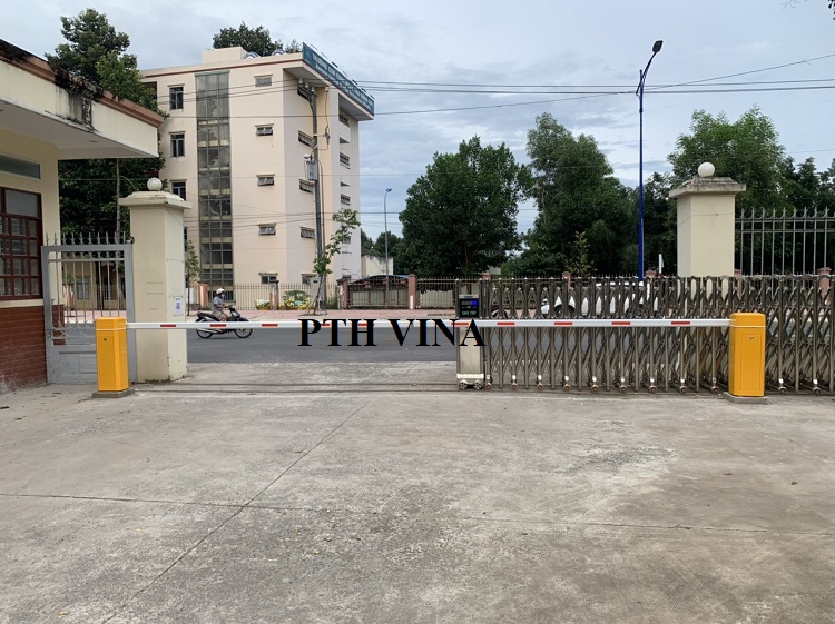 Lắp đặt barrier tự động tại Cam Ranh - Nha Trang