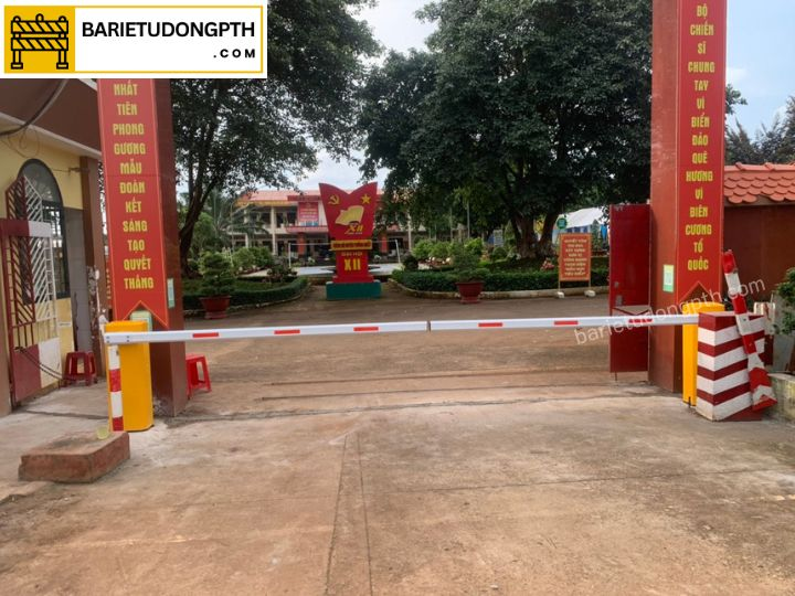 đơn vị chuyên lắp barie rào chắn khu quân đội