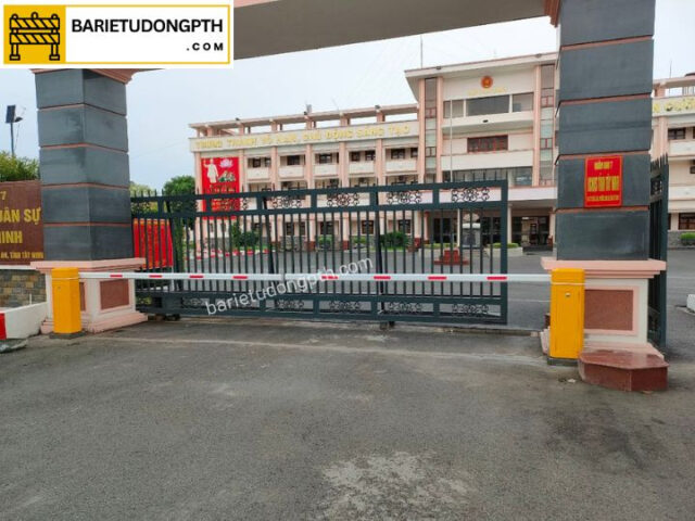 barrier tự động khu quân đội