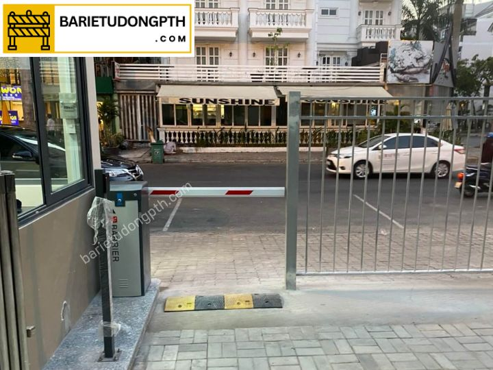 barie cần thẳng lắp cho trường học