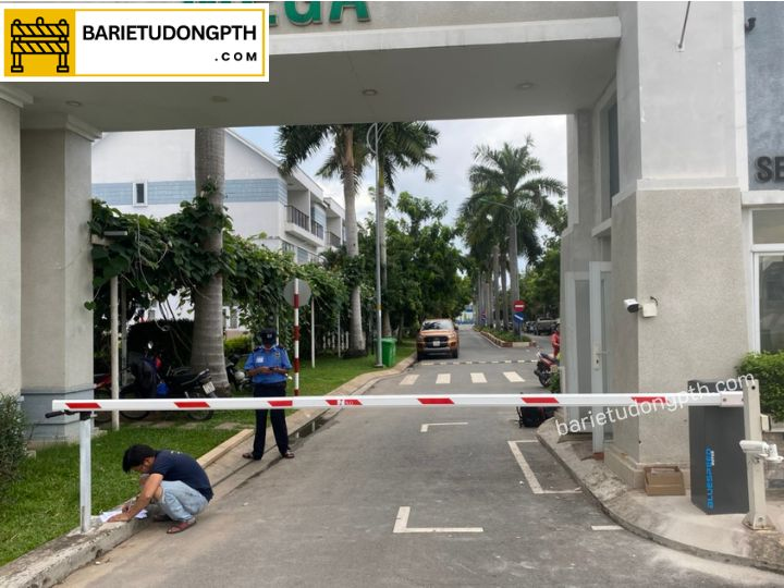 lắp barie chắn xe cho chung cư