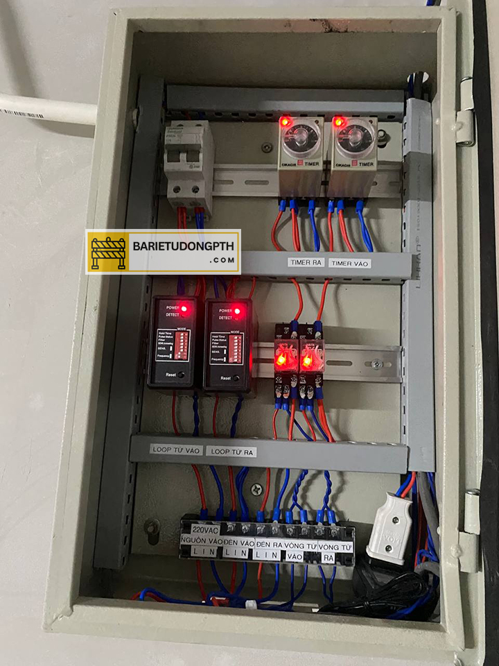 hệ thống cảnh báo xe