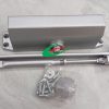 Tay co thủy lực giữ cửa