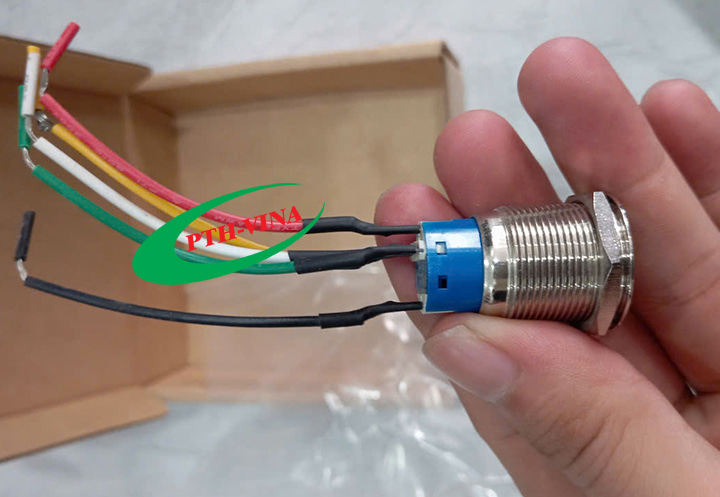 Chui đấu nối với bộ điều khiển trung tâm