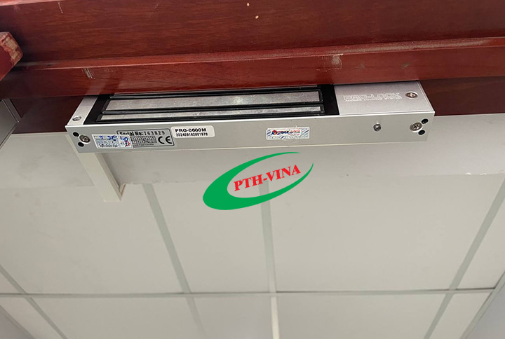 khóa nam châm điện từ