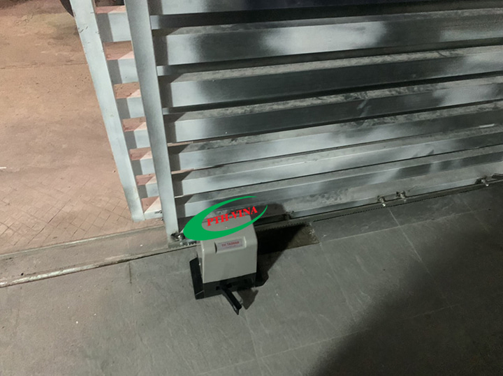 cổng trượt 2 cánh bà rịa - vũng tàu