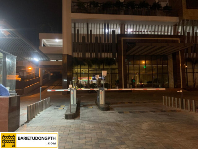 Lắp máy giữ xe cho cơ quan, công ty, doanh nghiệp 5 hệ thống kiểm soát xe ô tô bằng đầu đọc tầm xa