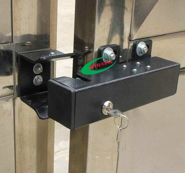 Khóa chốt điện từ cổng mở cánh 6 Công trình thực tế khóa chốt ngang