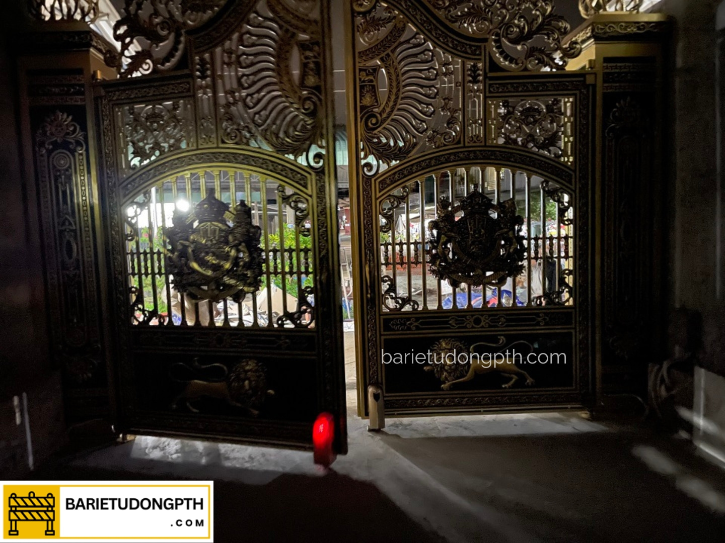 motor cổng con lăn tự động cà mau