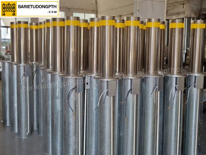 chuyên nhập khẩu và lắp cột chắn bollard