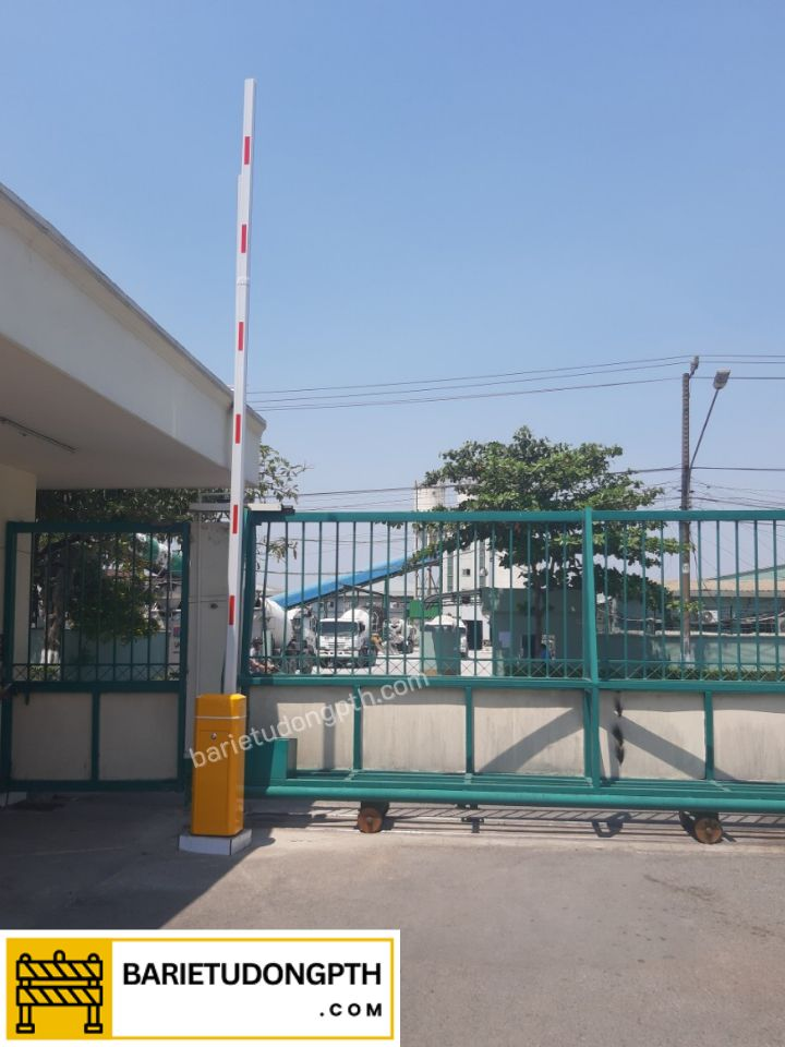 barie cần thẳng lắp cho công ty