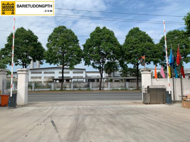 lắp barie tự động cho công ty