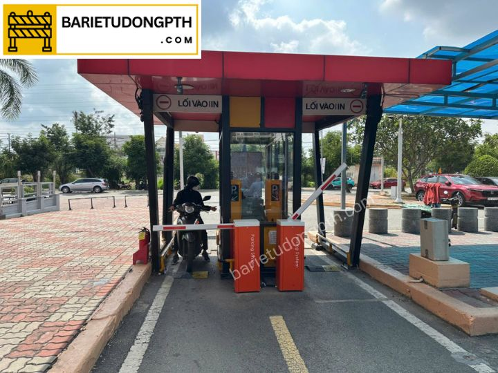 thanh chắn barie kiểm soát xe