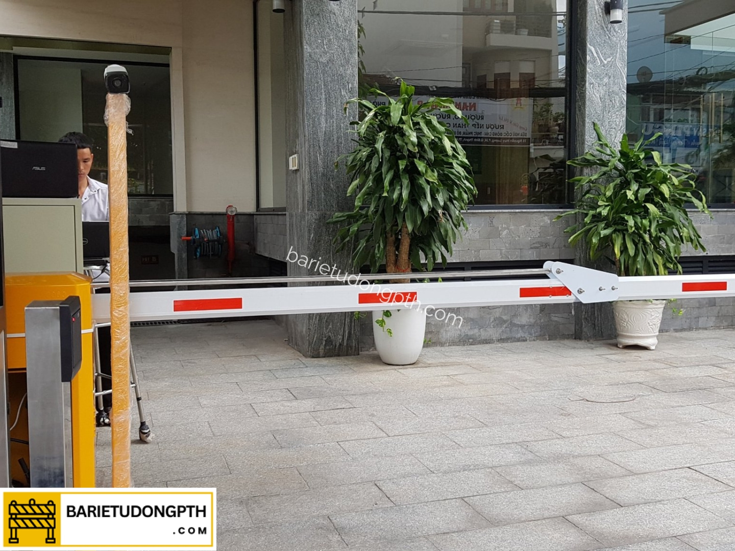 barie cần gập tại gia lai