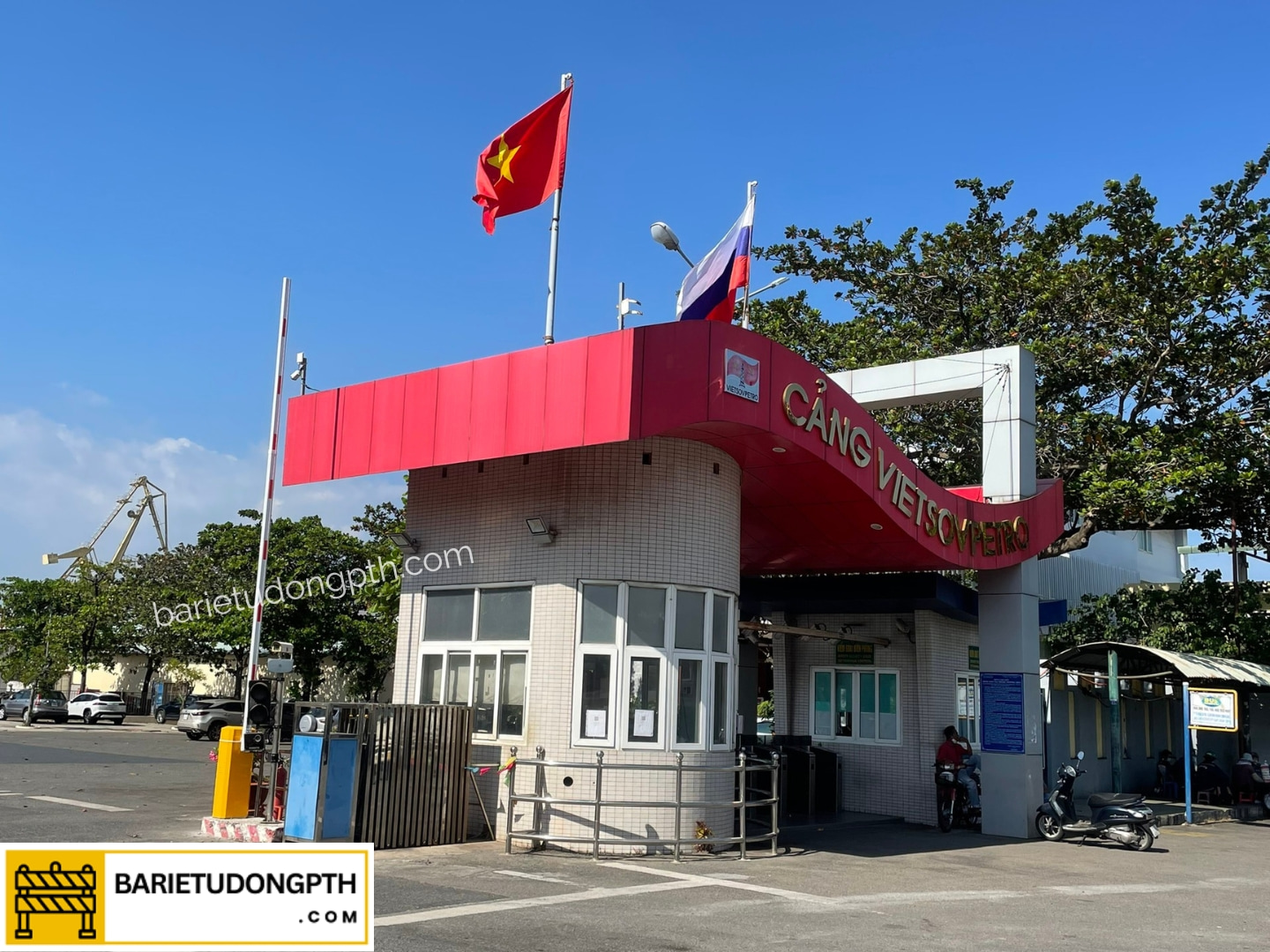 Đơn vị lắp barie tự động tại Quảng Ngãi 12 thanh chấn đường bến cảng quảng ngãi