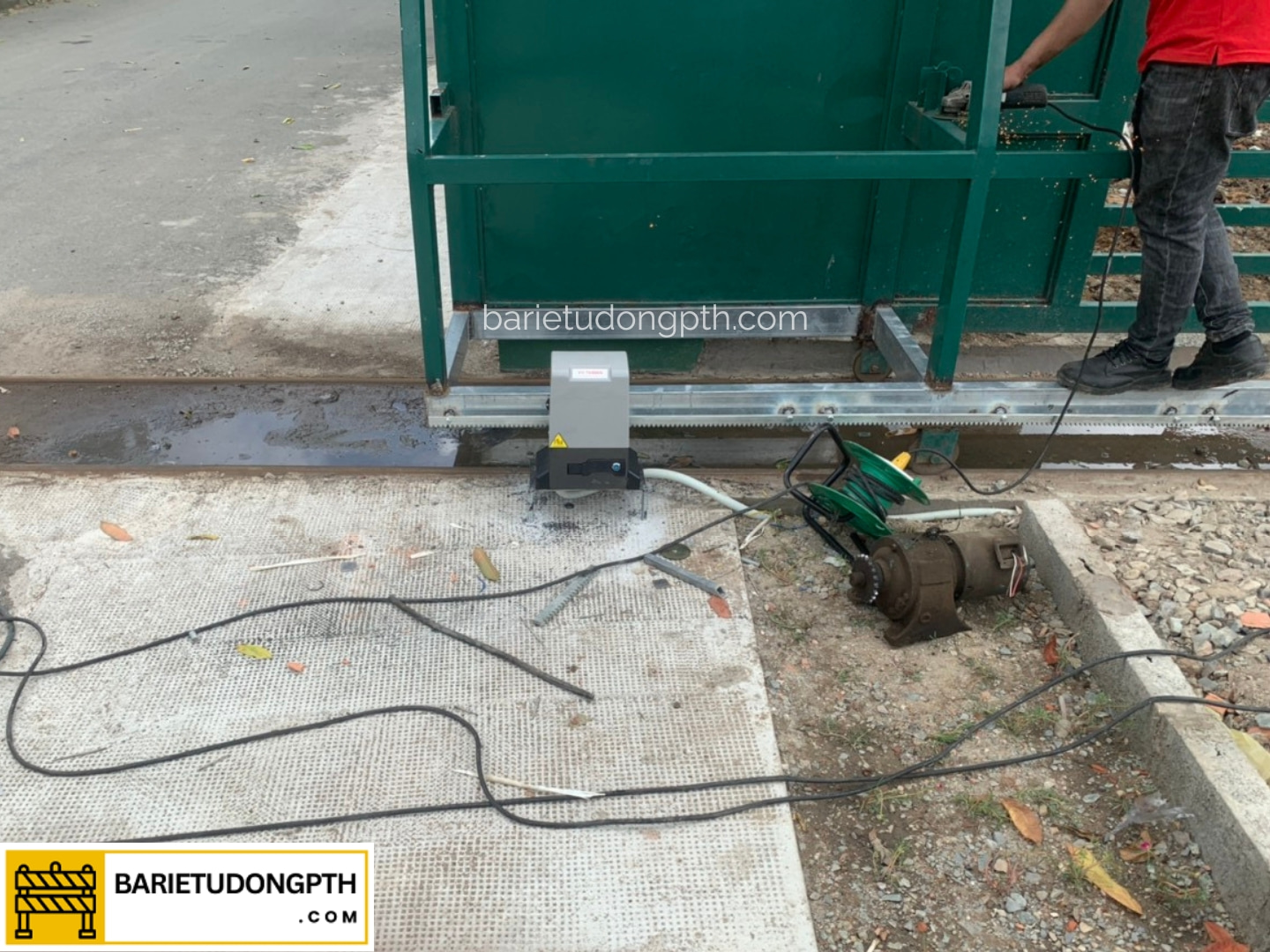 Báo giá lắp motor cổng tự động tại Vĩnh Long 9 Đơn vị uy tín lắp motor tự động Vĩnh Long