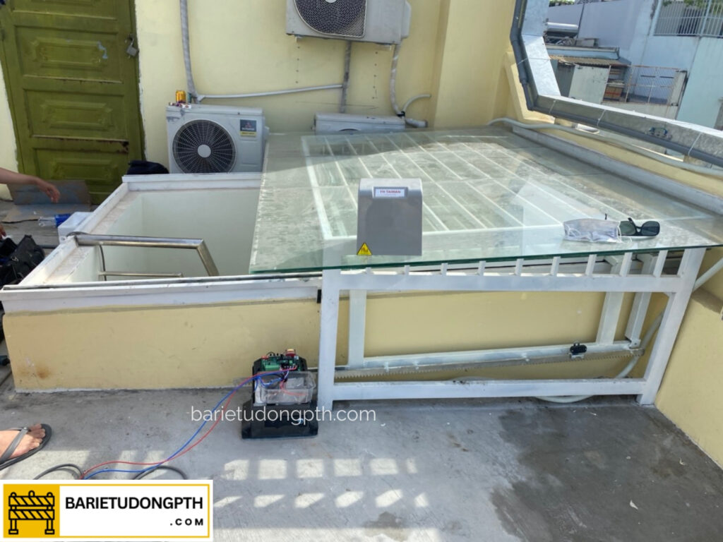 Mái lùa giếng trời di động lấy sáng, thông gió thông minh 14 giếng trời tự động tại đồng nai