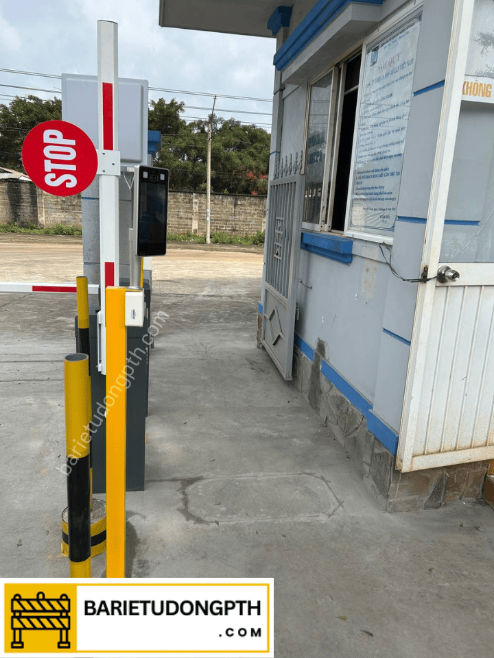 máy giữ xe nhận diện khuôn mặt đắk lắk