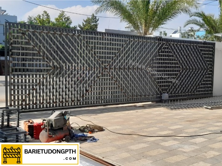 Lắp motor cổng tự động cho nhà ở, nhà trọ 8 lắp motor cổng tự động cho nhà ở