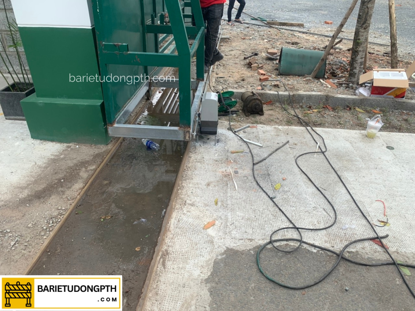 Báo giá lắp motor cổng tự động tại Vĩnh Long 2 Lí do lắp motor cổng tự động tại Vĩnh Long