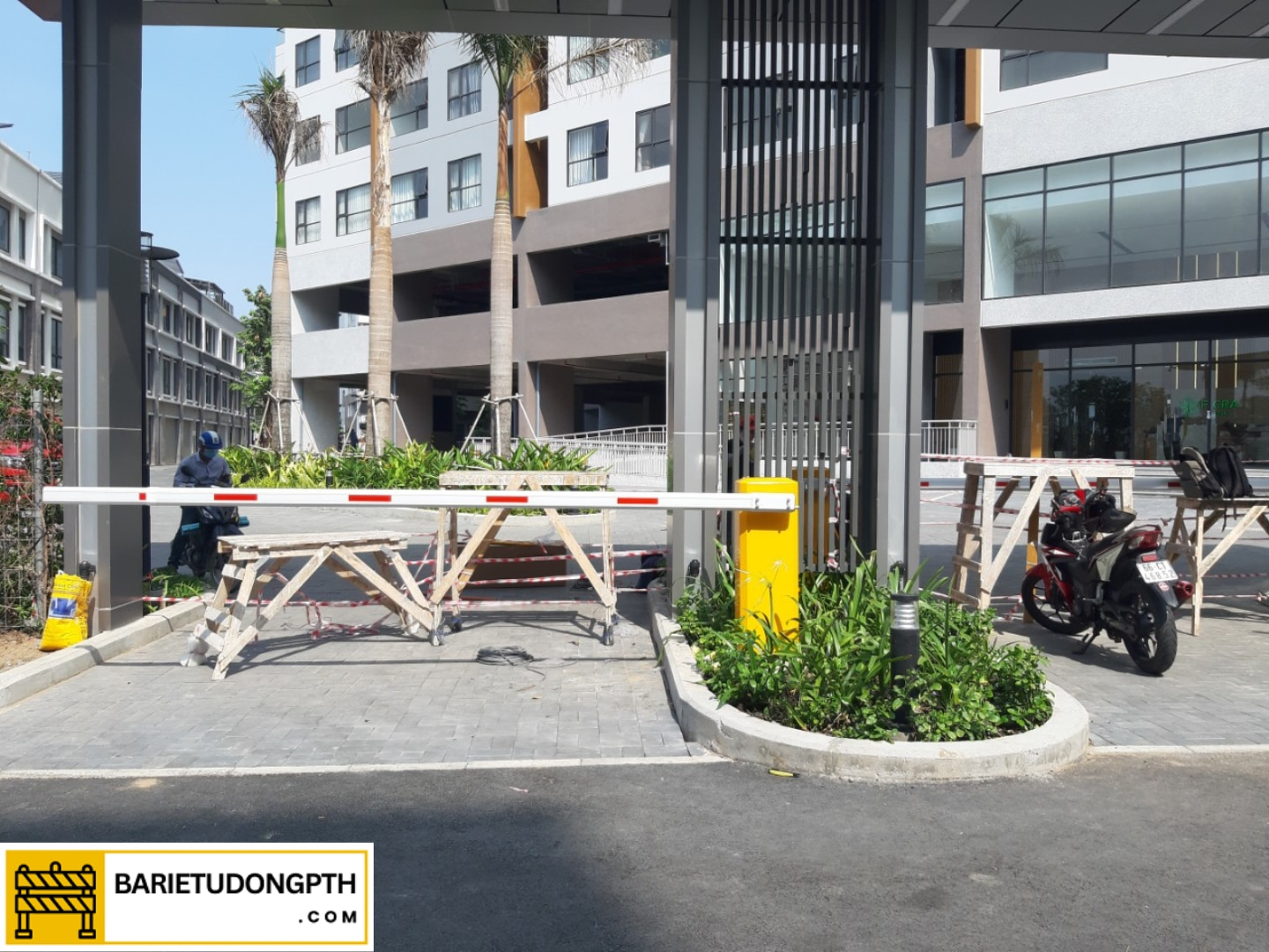 lý do nên lắp máy giữ xe khu phức hợp