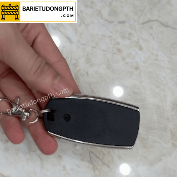 mặt sau motor trượt yh