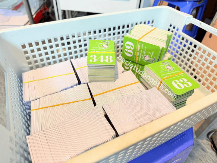 In thẻ ra vào cổng 4 nhận in ấn thẻ ra vào cổng giá tốt