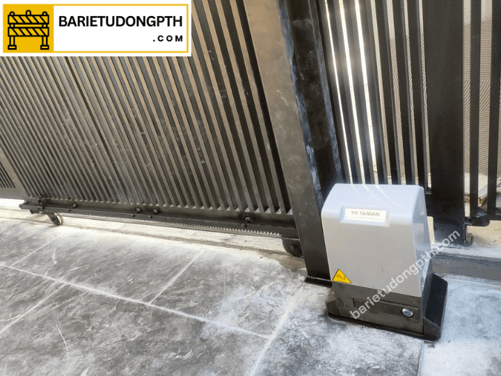 Lắp đặt motor cổng cho cơ quan hành chính 19 Đơn vị uy tín lắp motor cổng cho trung tâm hành chính