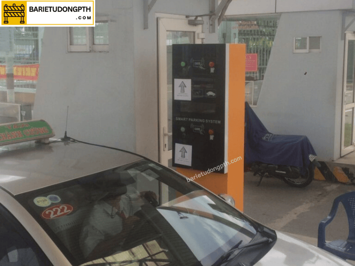 Lắp hệ thống giữ xe cho trạm thu phí, trạm BOT 2 hệ thống giữ xe vãng lai trạm thu phí
