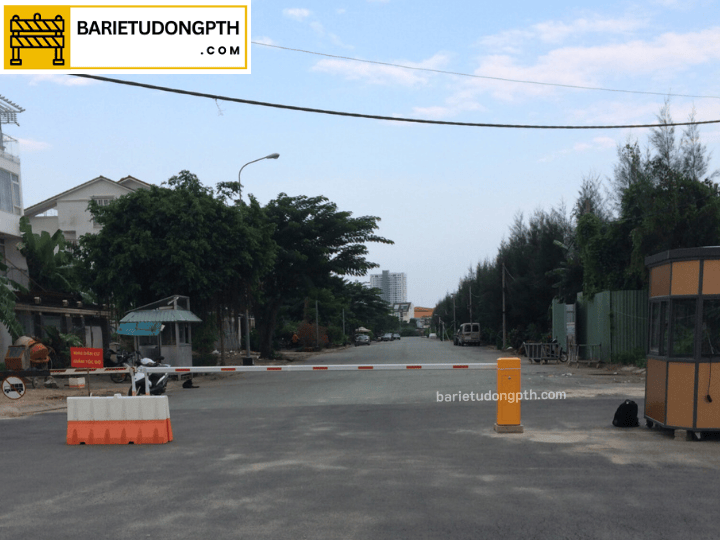Giá lắp barie kiểm soát xe ra vào cửa khẩu 2 nhu cầu kiểm soát xe tại cửa khẩu