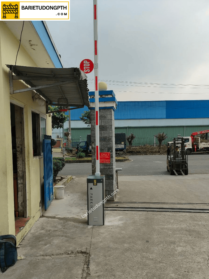 Lắp barie tự động DZ-125 cho công ty tại Tân Uyên 2 barie tự động dz-125 wonsun