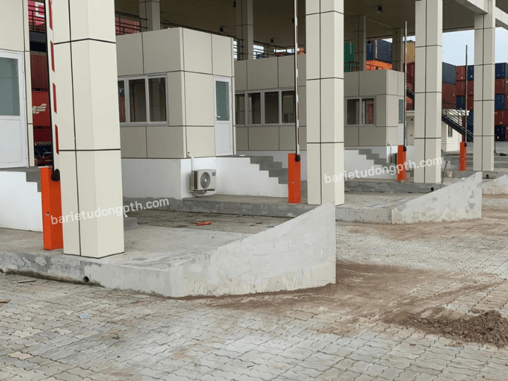 Lắp đặt barie tự động cho cảng biển, cảng dầu khí 6 lưu ý chọn barie chắn xe cho cảng biển