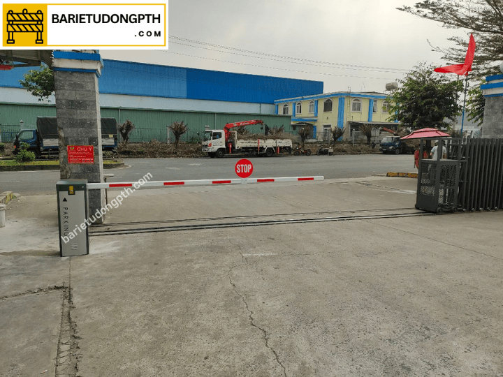 Lắp barie tự động DZ-125 cho công ty tại Tân Uyên 1 lắp barie dz-125 tại tân uyên, bình dương