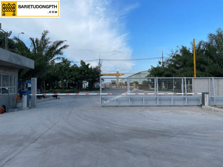 Lắp cổng barie cho cơ quan, trung tâm hành chính 1 lắp barrier tự động cho cơ quan hành chính