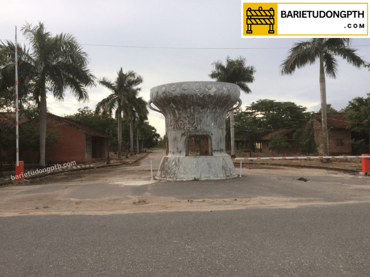 Giá lắp barie kiểm soát xe ra vào cửa khẩu 42 giá lắp barrier tự động cho cửa khẩu