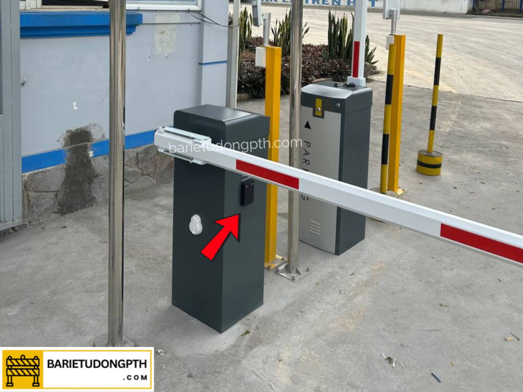 Nên lắp cảm biến radar hay loop từ với barie chắn xe? 2 Vị trí lắp cảm biến quang BS-79